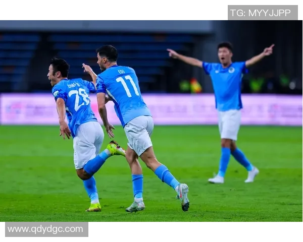 深圳足球队个人能力提升的热议与变革探索 深圳足球队个人能力提升的热议与变革探索