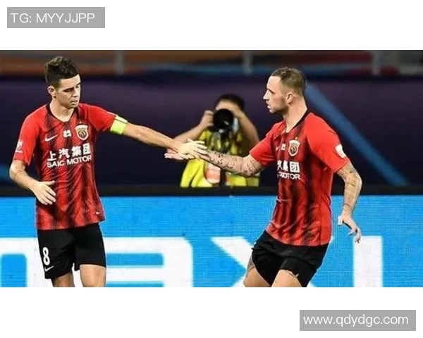 杭州羽毛球队与武汉羽毛球队赛后复盘团队协作的成功与不足分析